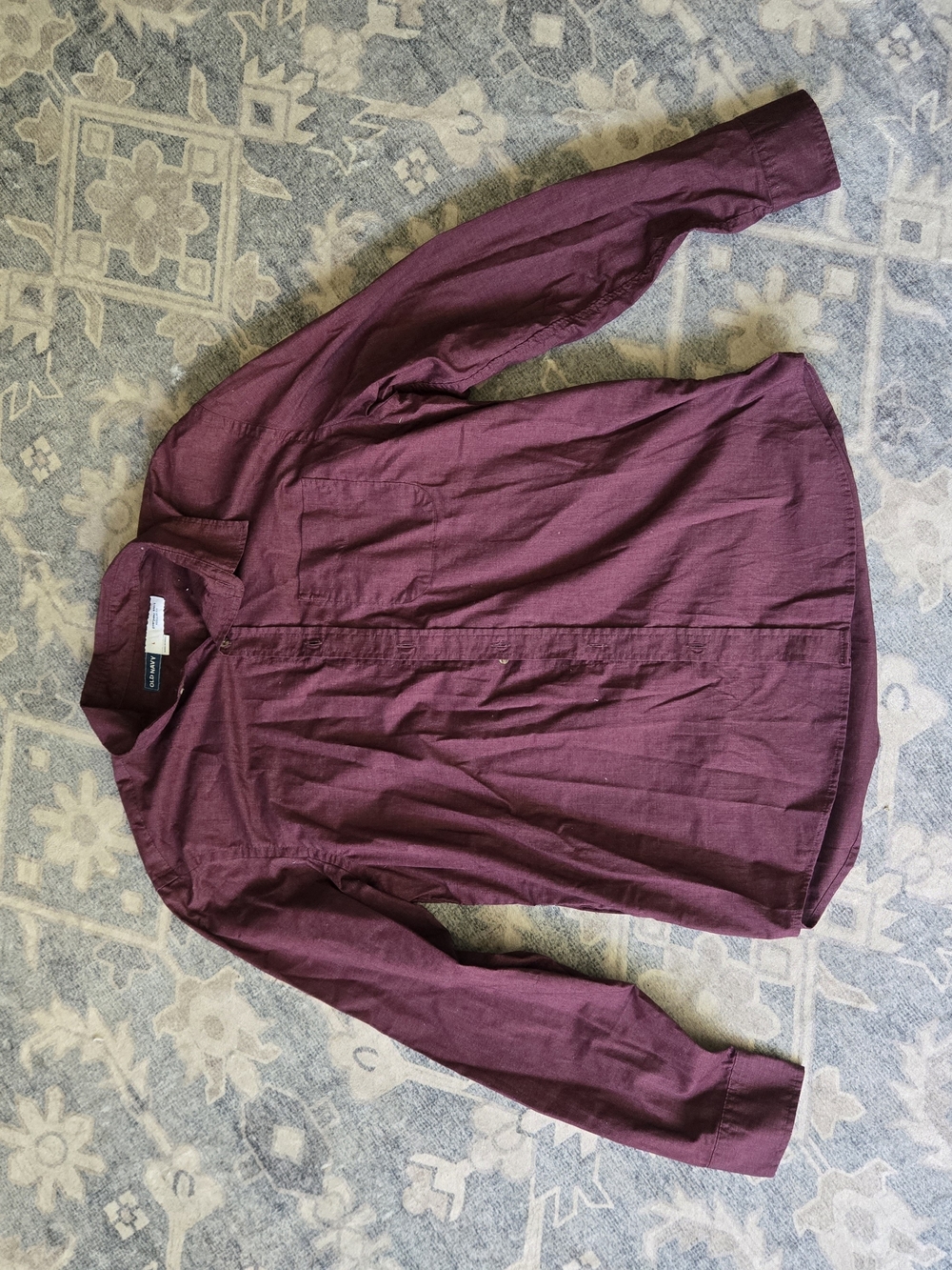 Old Navy Men's Long-Sleeve Shirt in Wine Red